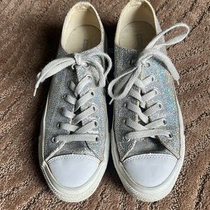 Converse All Star Irridescent Sparkly Sneakers, Size 8.